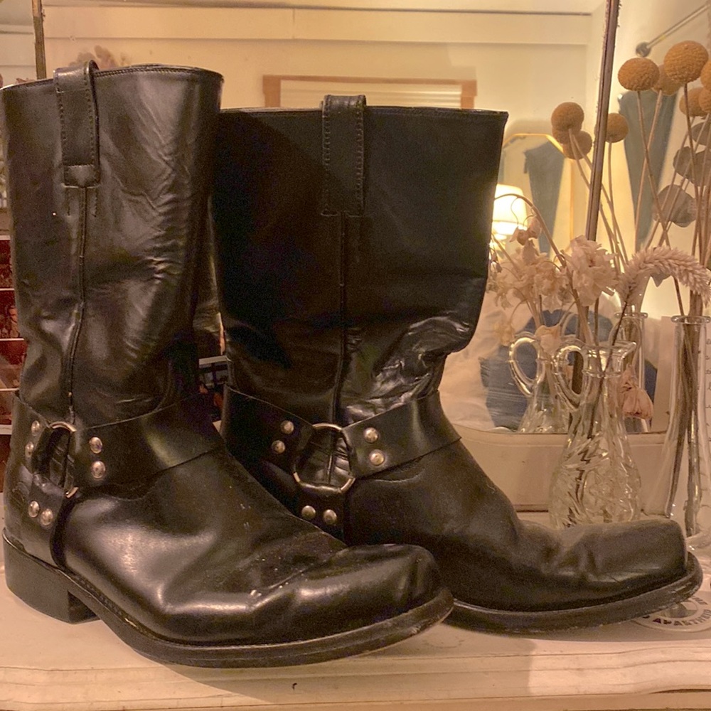 Motorcycle harness boots línea de oro